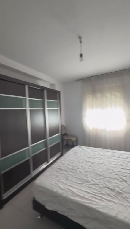 Apartament me qera 1+1, Astir, prane bar Artistit!!