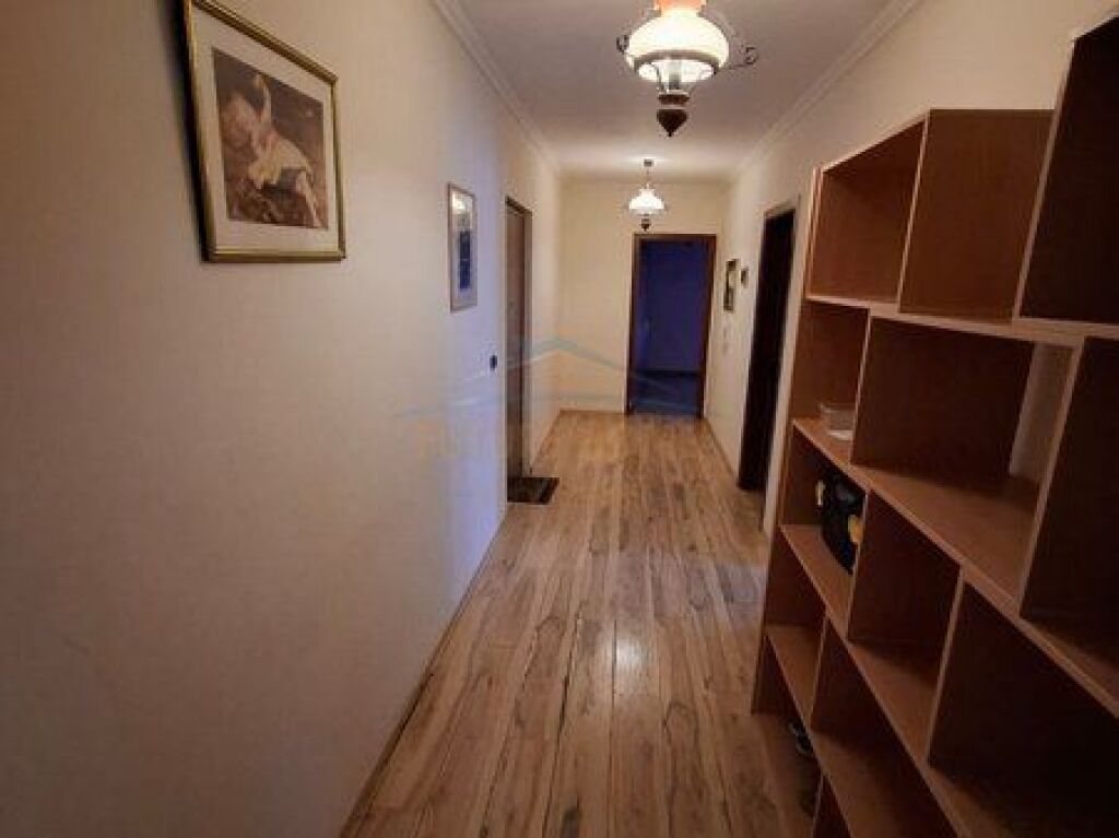 Qira,Apartament 3+1,Komuna e Parisit