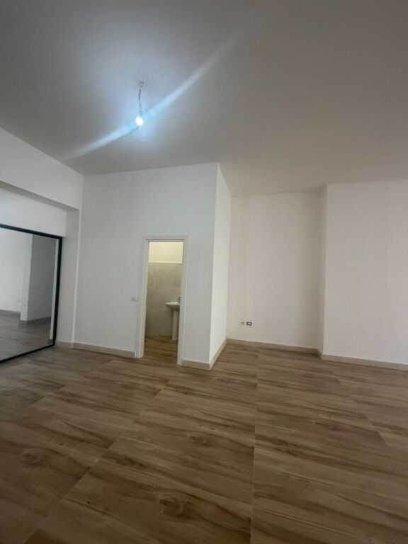 OFFICE FOR RENT AT DONIKA CENTER, ZOGU ZI