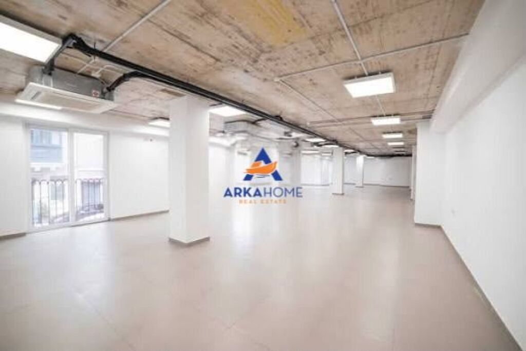 BUSINESS PREMISES FOR RENT 2000M2 "NEAR CASA ITALIA" 10,000 EURO