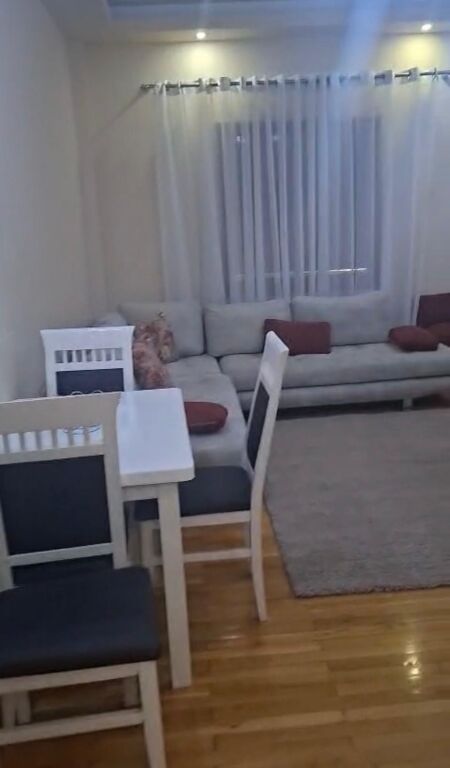 Appartamento 2+1+2 in affitto in Via Gramoz Pashko