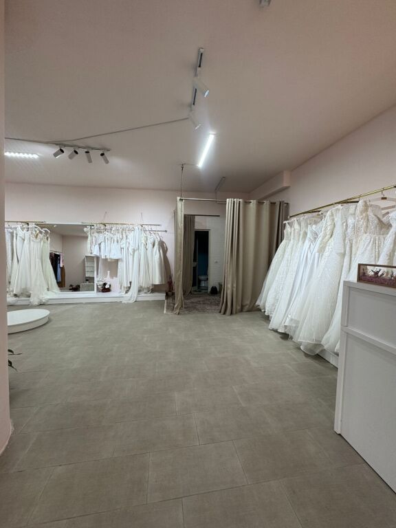 BUSINESS PREMISES FOR SALE IN FRESKU