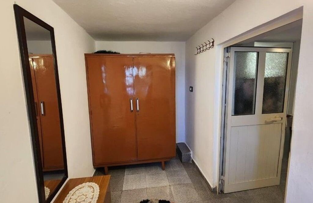 Studio Me Qira në Sauk i Vjetër!
