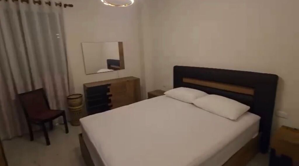 🏡 JEPET APARTAMENT 3+1+2 (140m2)  ME QIRA – KOMUNA E PARISIT
