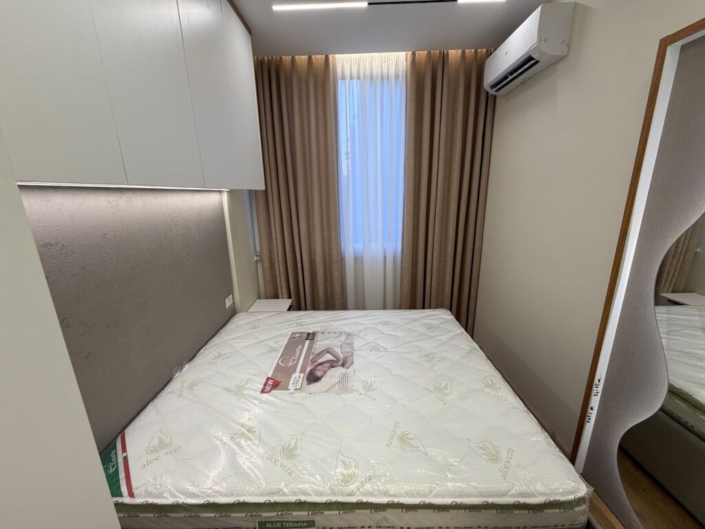🏡 VENDESI APPARTAMENTO 1+1 – APPENA RISTRUTTURATO  📍 Monolocale convertito in 1+1 💰 Prezzo: 110 milioni di lek
