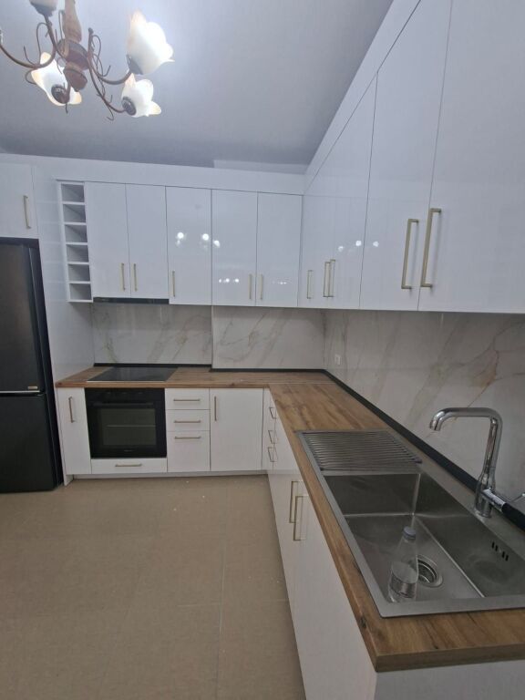 JEPET ME QIRA APARTAMENT 2+1+2  KODRA E DIELLIT 2