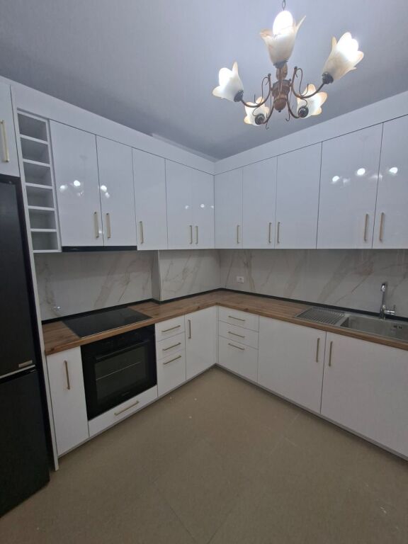 JEPET ME QIRA APARTAMENT 2+1+2  KODRA E DIELLIT 2