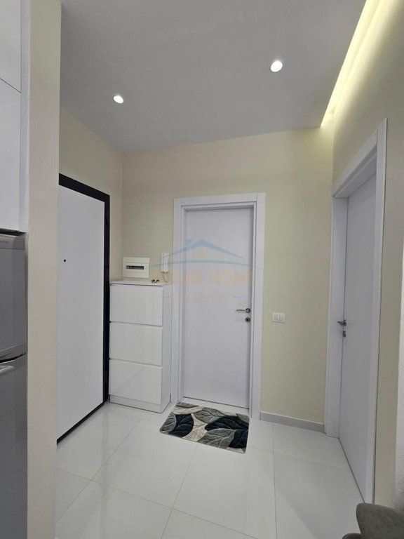 Qera, Apartament 1+1, Univers City, Tirane .