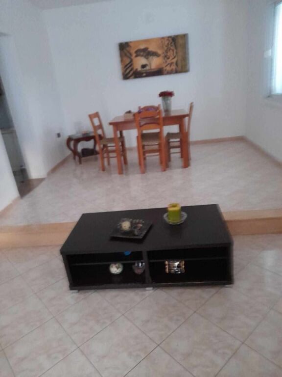 🏡 CASA PRIVATA CON TERRENO IN VENDITA – ALL'INGRESSO DELLA CITTÀ, VLORË