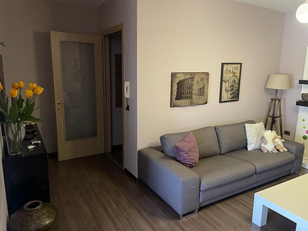 PALLATI ME SHIGJETA, JEPET ME QIRA – APARTAMENT 2+1+ 2|