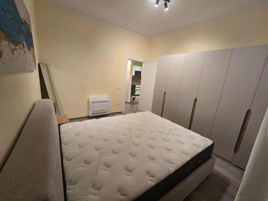 APPARTAMENTO IN AFFITTO 1+1 RESIDENZA PORTA TIRANA E RE 60.000 LEKE FH-96021
