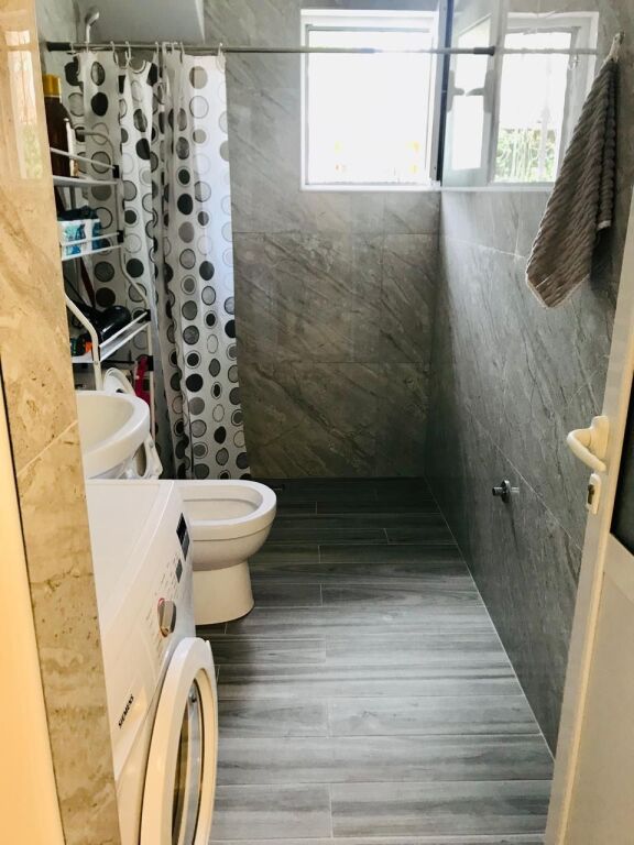 🏡 JEPET ME QIRA – APARTAMENT 1+1,VLORE