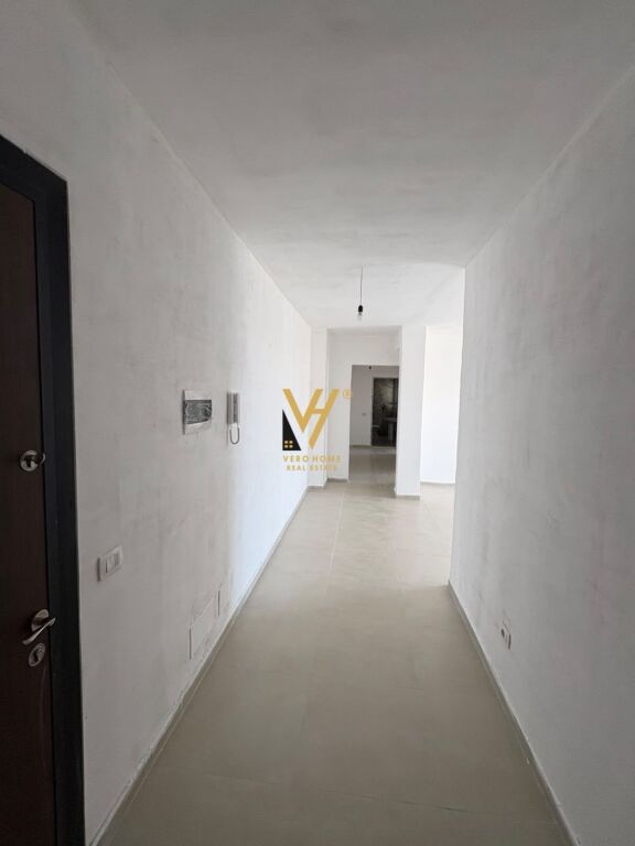 SHITET APARTAMENT 2+1+BLK NE KAVAJE 82.400 EURO