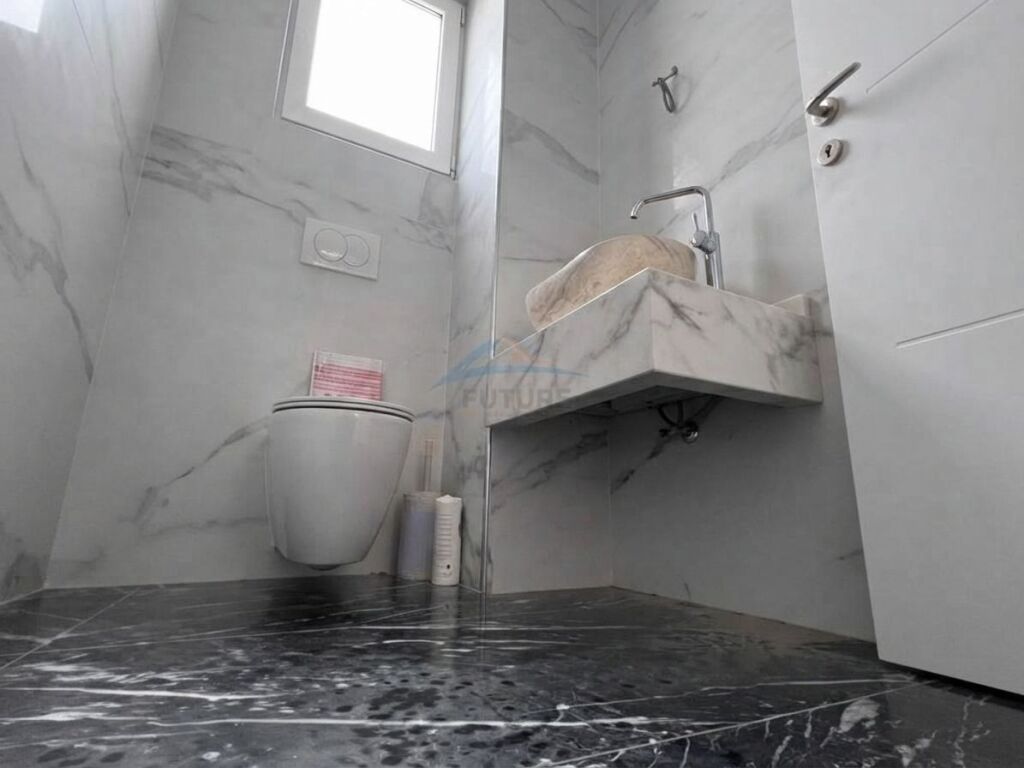 Shitet , Apartament 1+1 , Golem , Kavaje