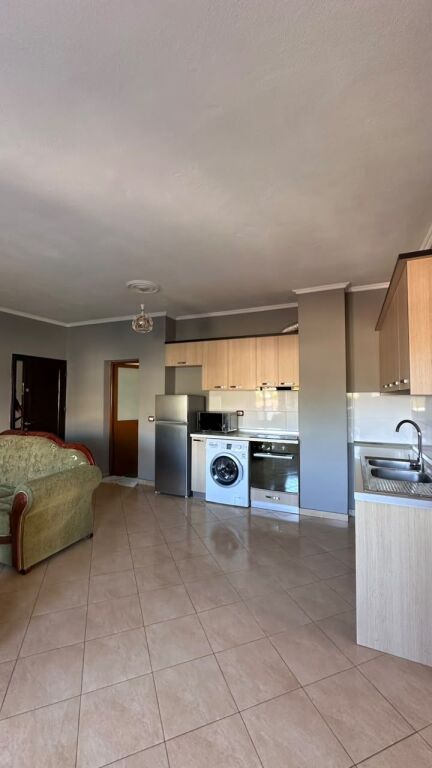🏡✨ SHITET APARTAMENT 2+1 – TE MATERNITETI, DURRËS