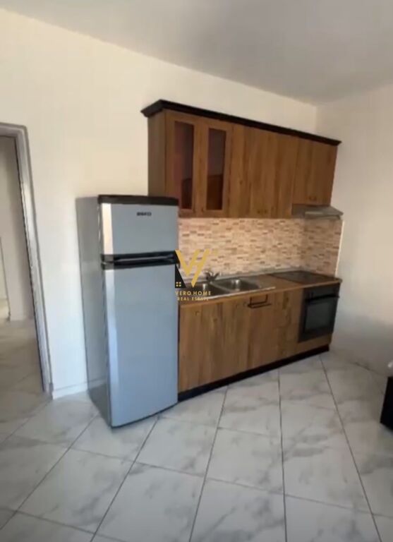 APPARTAMENTO 1+1+2BLK IN AFFITTO IN VIA ELBASAN 60.000 LEKE