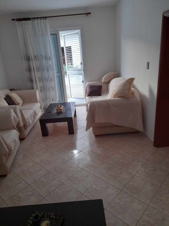 🏡 CASA PRIVATA CON TERRENO IN VENDITA – ALL'INGRESSO DELLA CITTÀ, VLORË
