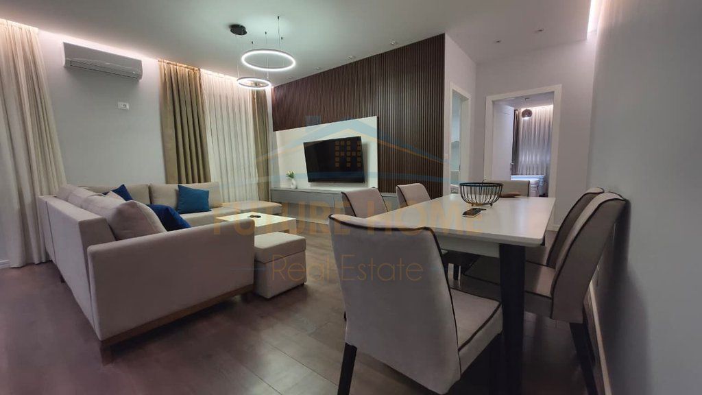 In vendita, Appartamento 2+1, Lago Secco, Tirana.