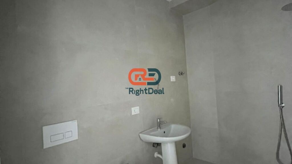 Near the Electric Market, Apartment 2+1 For Sale With Parking Space !!!