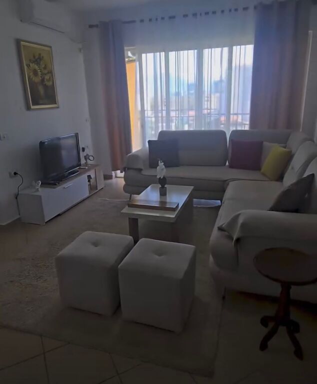 Apartament me qera 2+1+depo te Ish Fusha Aviaciont