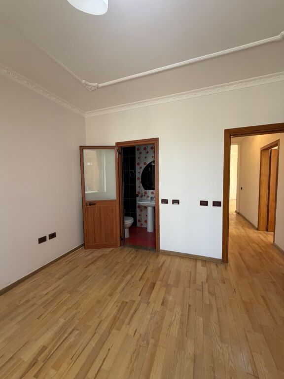 Shitje | Apartament 2 + 1 | Toptani Shopping Center | 430000 €