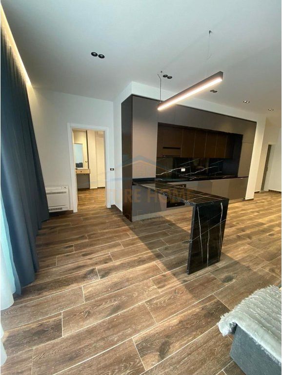 Shitet, Apartament 2+1, 27-katëshi, Vollga, Durrës