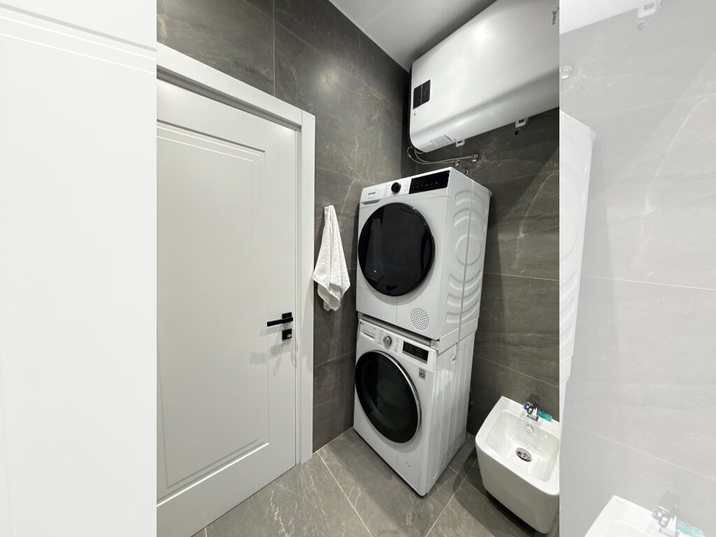 JEPET ME QIRA SHTËPI 2+1 + DEPO | 105 m² | MATERNITETI I RI, TIRANË