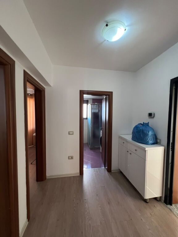 🏡✨ APPARTAMENTO 2+1 IN AFFITTO – CENTRO, DURRËS