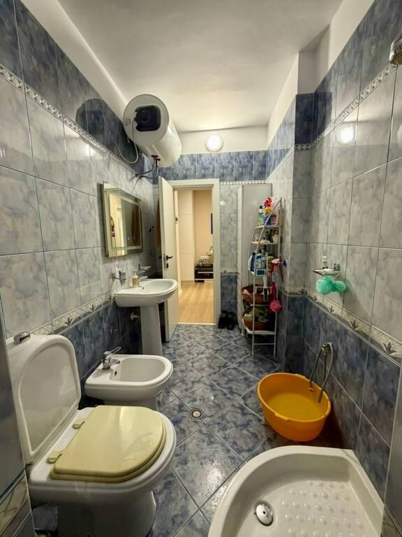 📣 QERA Apartament 1+1 📍 Myslym Shyr, Prane Restorant Grepi i Arte ✨