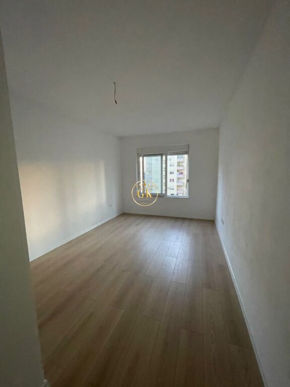 21008210🏡 STUDIO APARTMENT FOR SALE – PLAZH, DURRËS | NEAR FLORIDA