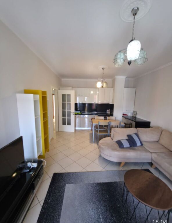 SHITET APARTAMENT 2+1+2 – PRANË KOMPLEKSIT GENER 2