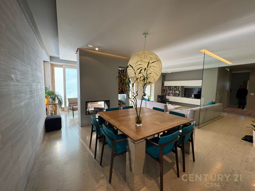 Penthouse 3+1+2+ 2 parking spaces for sale!