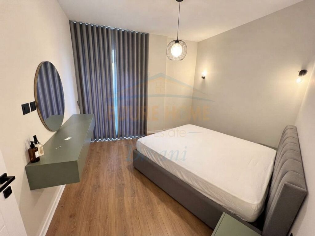 Apartament për shitje tek Liqeni i Thatë, Tirane.