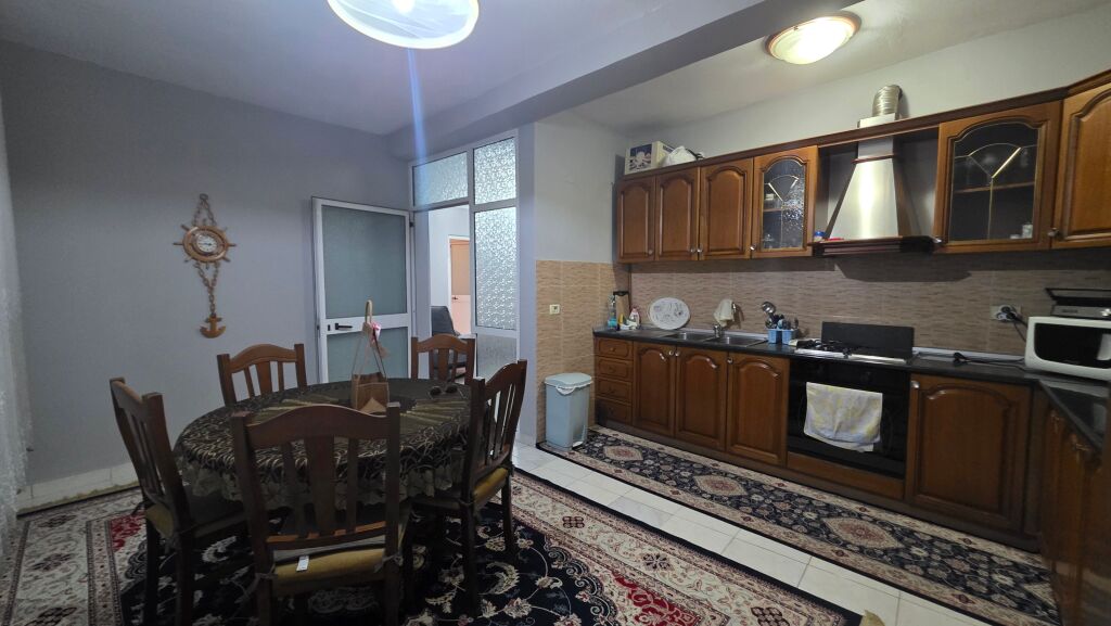 🏡 SHITET 3+1 + KUZHINË MË VETE         DON BOSKO – TE VIVA MARKET   