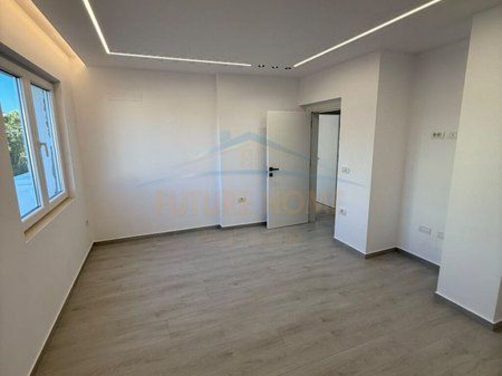 In vendita, Appartamento 2+1, Vasil Shanto, Tirana