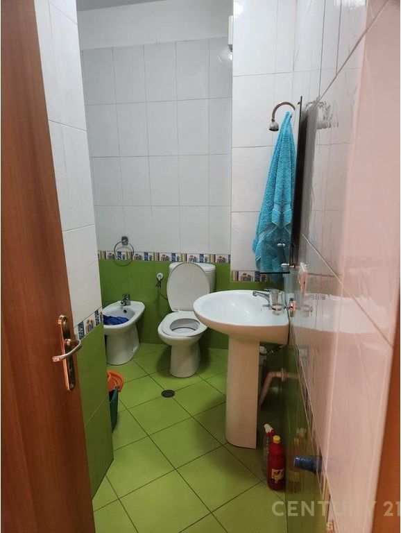 2+1 Apartment For Rent on Kavaja Street!