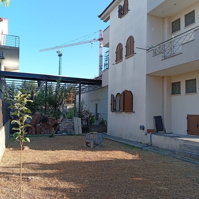 Vila për shitje