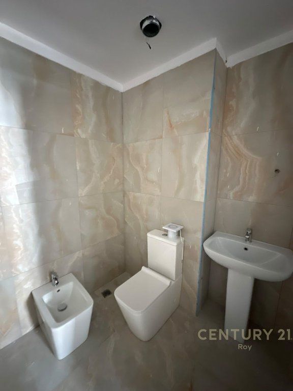 APARTAMENT 1+1 PËR SHITJE, NDËRTIM I RI I VITIT 2026 !!!