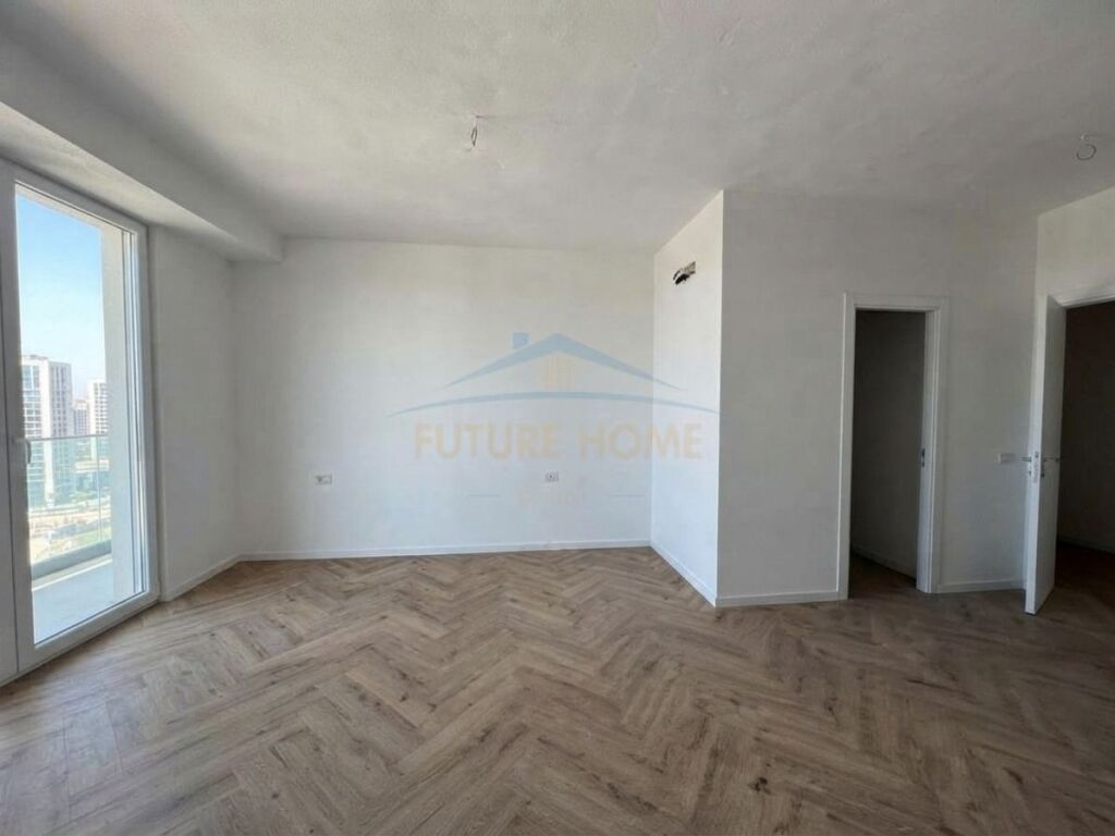 Qera , Ambient Biznesi, Rruga "Mine Peza" , Tiranë!