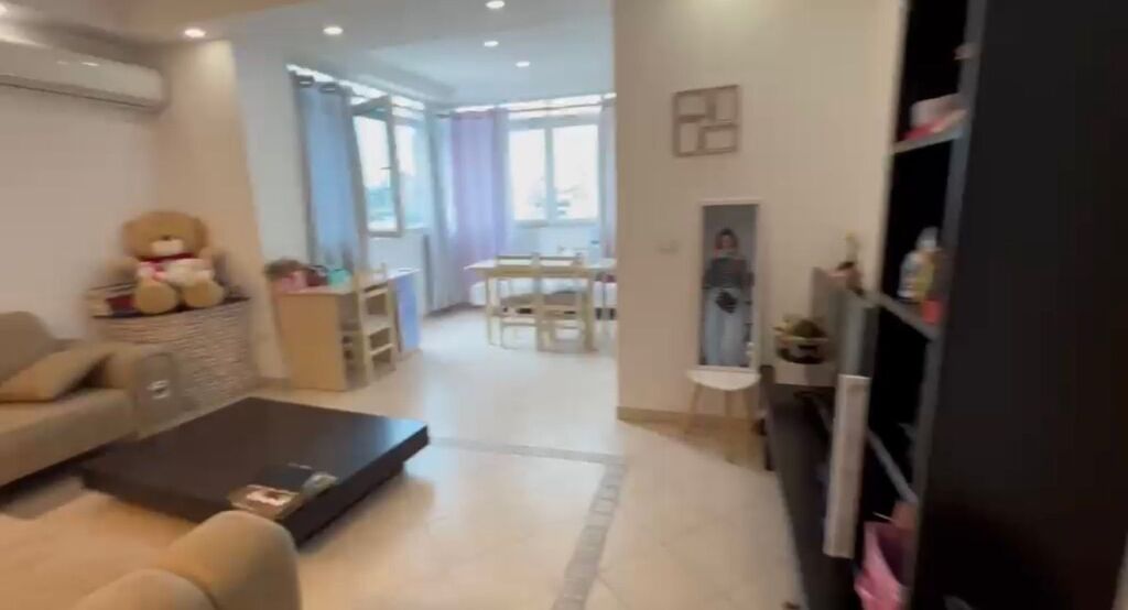 1+1,kat 6 pa ashensore,vasil shanto ,650 euro