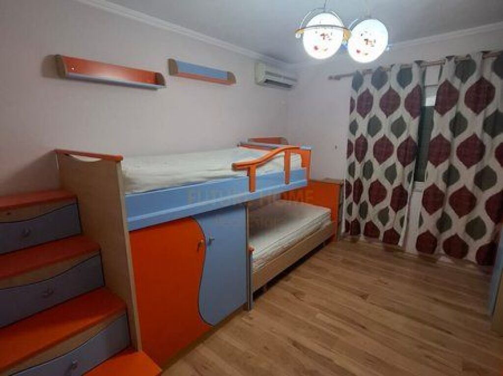 Qira,Apartament 3+1,Komuna e Parisit