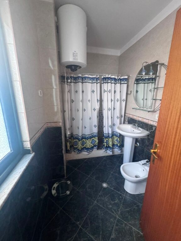 2+1, te ish ekzpozita, kat 8 ashensore, 750 euro