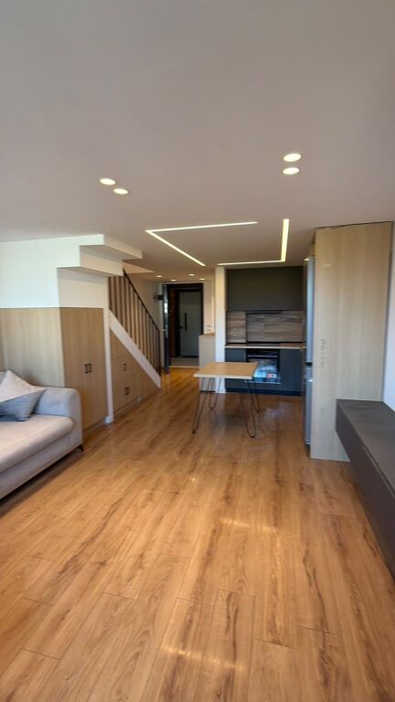 DUPLEX NE SHITJE 2+1 GOLDEN PARK 3 , RRUGA  E KAVAJES