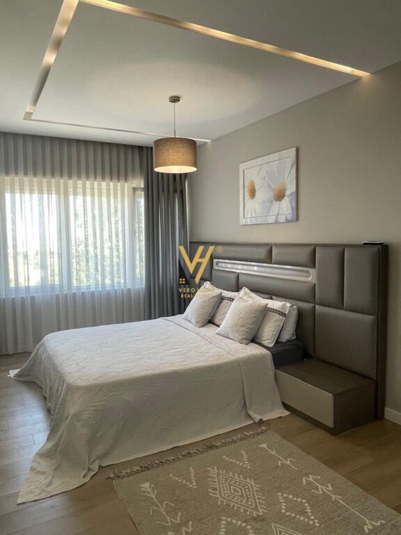 SHITET VILE DY KATESHE TE KODRA E DIELLIT 2- 620.000 EURO