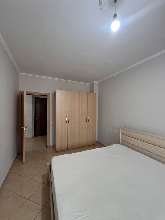 In affitto 2+1+2 ROTONDO ASTIR 500 mila leke