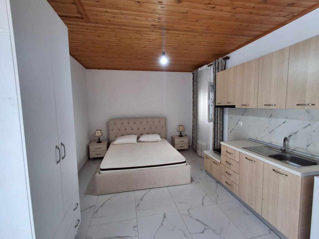 🏡 SHITET SHTËPI PRIVATE – VLORË | 3 NJËSI TË VEÇUARA | 150,000 €