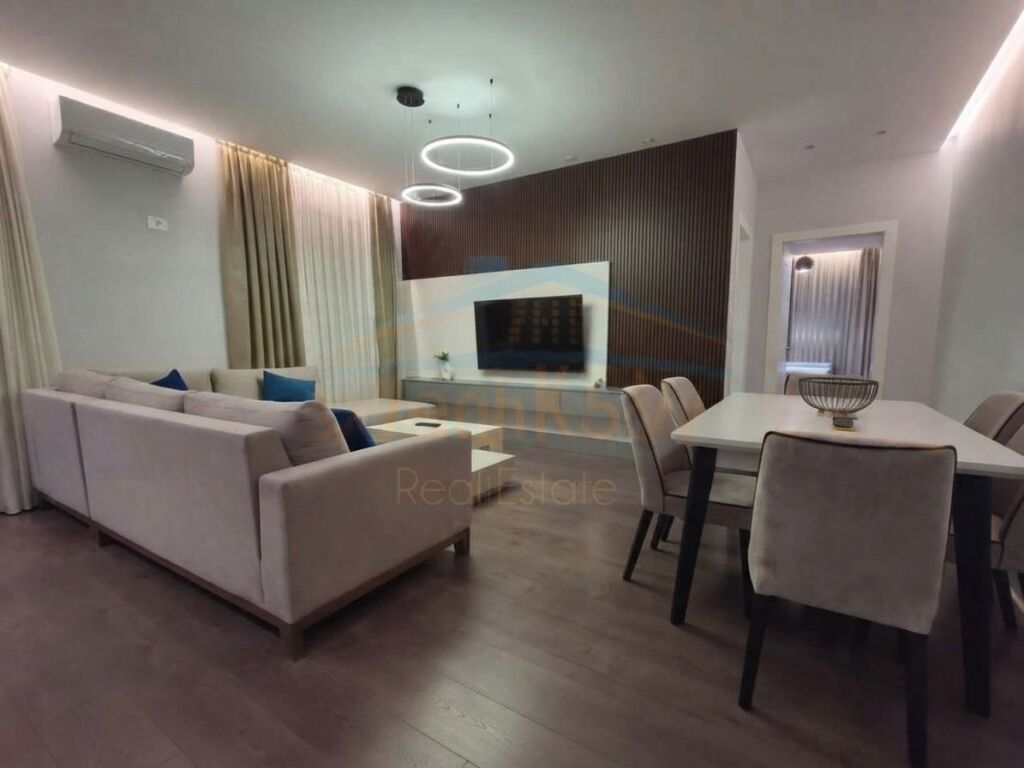 For sale, 2+1 apartment, Dry Lake, Tirana.