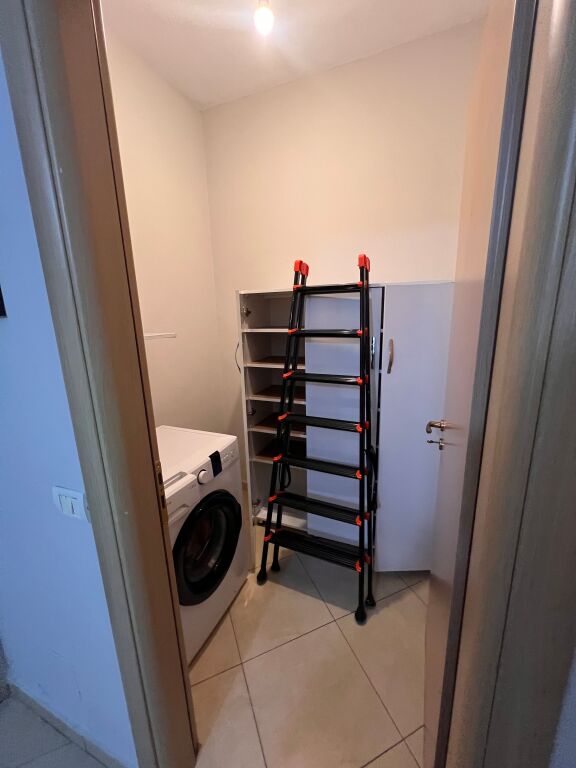 In affitto 2+1+2 ROTONDO ASTIR 500 mila leke