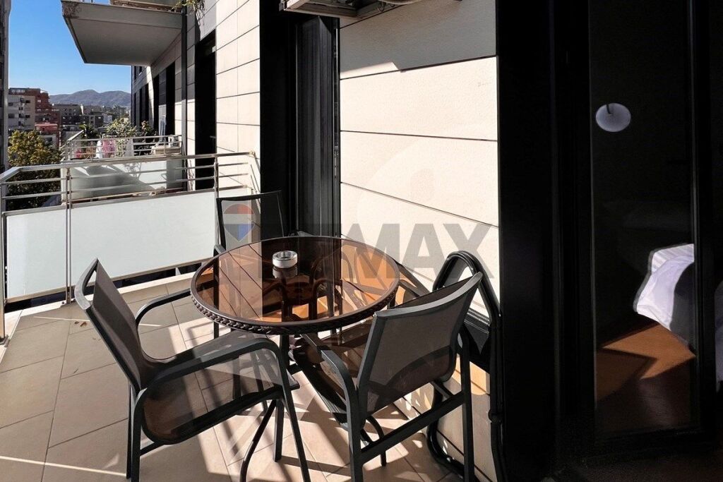 Apartment 2+1 for rent Center