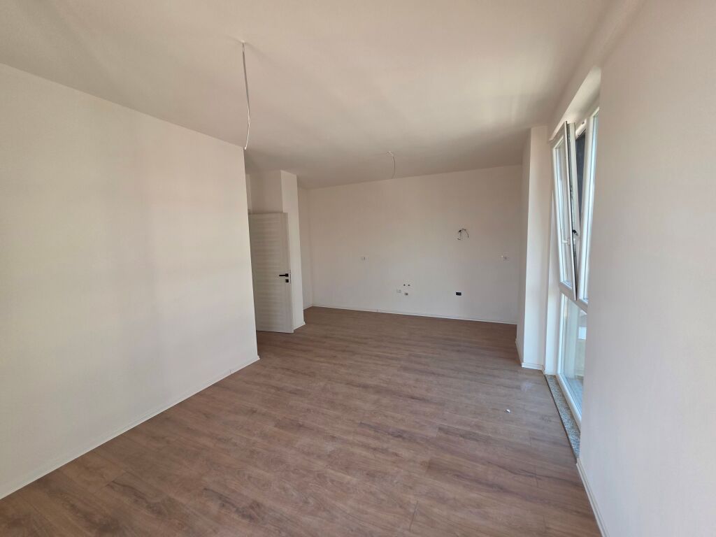 📍Paskuqan Albulena Rezidenc Shitet Apartament 2+1+Verande